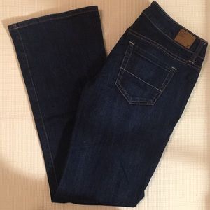 American Eagle dark wash jeans